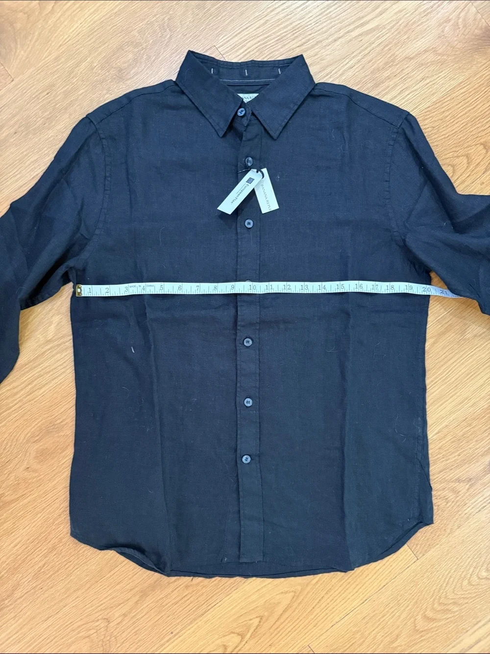 NWT Banana Republic 100% Linen Standard Fit Button Down shirt size S